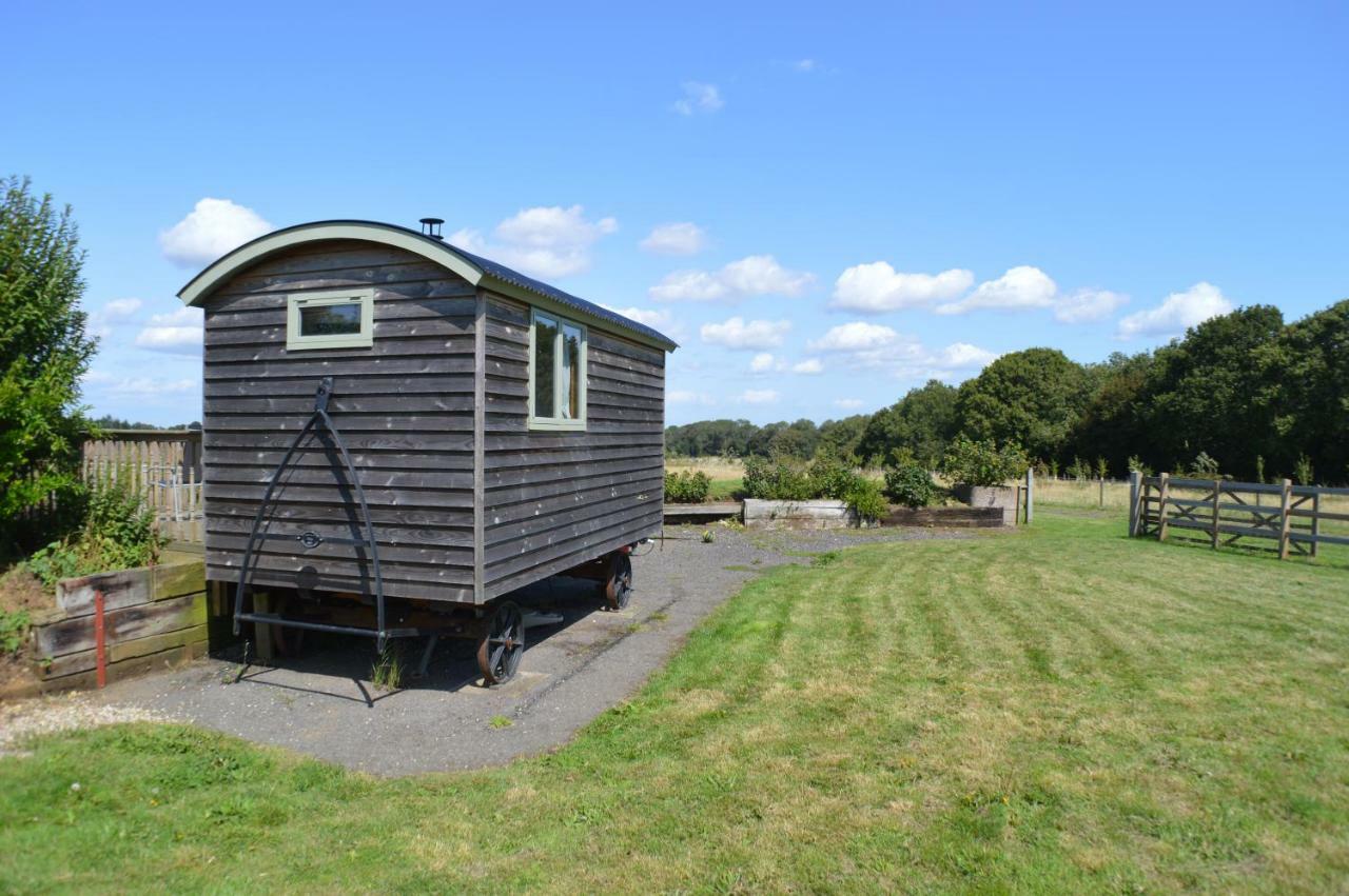 Rose Shepherds Hut Badlesmere Exterior foto